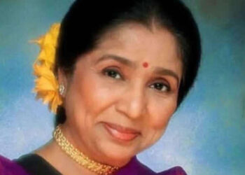 Asha Bholse Celeb Reactions