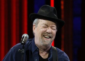Country icon Don Schlitz dies at 73 after sudden illness - Celebrity News - Entertainment