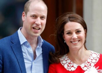 Every Prince Louis birthday picture released by Kensington Palace ranked | Royal | News