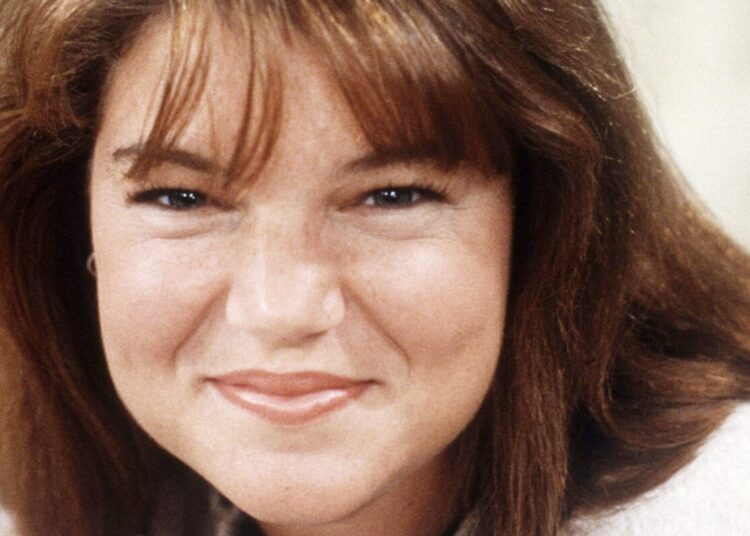 Mindy Cohn, Facts of Life