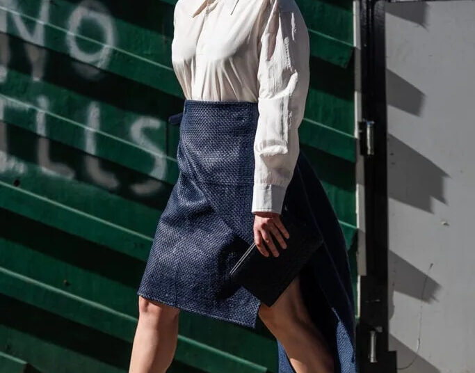 Greta Gerwig Wore Bottega Veneta Out In New York City, Greta Gerwig New York Street Style
Greta Gerwig Bottega Veneta Spring 2026
Greta Gerwig NYC Bottega Veneta look
Bottega Veneta Spring 2026 street style
Greta Gerwig street style New York