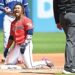 Guardians pour it on late in rubber match against Royals