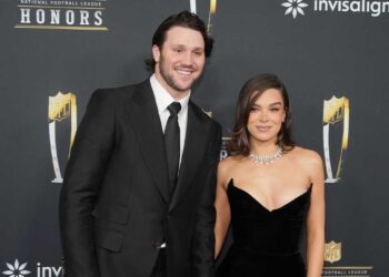 Josh Allen Hailee Steinfeld