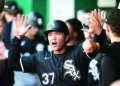 Harris helps White Sox edge Royals for split in series