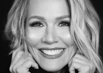 I Choose Me Jennie Garth Learned Husband Dave Abrams Was Filing for Divorce Through TMZ Article