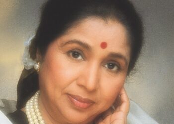 Industry icons pay tribute to Asha but two major stars miss funeral