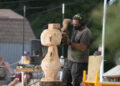 Chainsaw carving