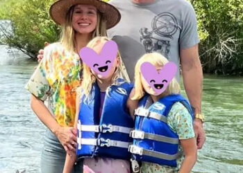 Kristen Bell and Dax Shepard with their kids.Credit: Kristen Bell/Instagram