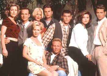 The season 5 cast of '90210' included newbie Tiffani Thiessen (second from right)Credit: Everett