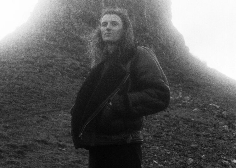 Jim Ghedi unveils new song, "The Hungry Child"