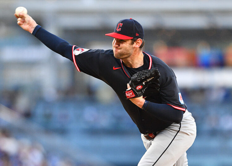 LOS ANGELES, CA - APRIL 01: Cleveland Guardians pitcher Gavin Williams (32) throws a pitch during the MLB game between the Cleveland Guardians and the Los Angeles Dodgers on March 28, 2026 at Dodger Stadium in Los Angeles, CA. (Photo by Brian Rothmuller/Icon Sportswire via Getty Images)
