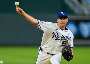 Kansas City officials are proposing $600M in stadium bonds to keep MLB's Royals in Missouri