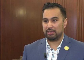 Leaders call for public vote on Royals downtown stadium plan