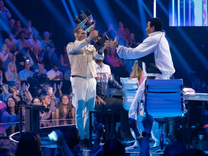 RYAN SEACREST, LIONEL RICHIE