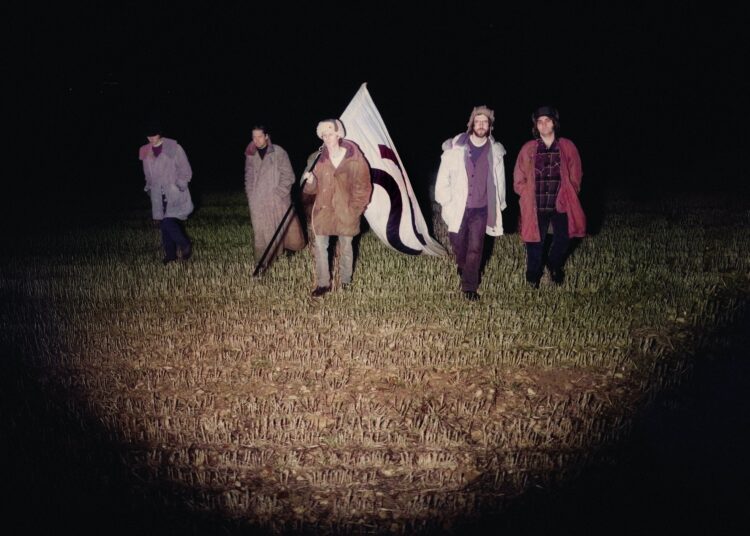 Listen to Swim Deep's dizzyingly romantic new single 'Mud'