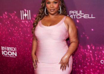 Lizzo explains controversial new album title - Music News