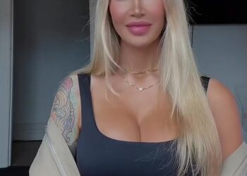 MAFS bride Gia Fleur has announced an exciting career move, signing with one of Australia's top celebrity talent agents