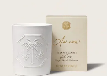 Meghan Markle candle