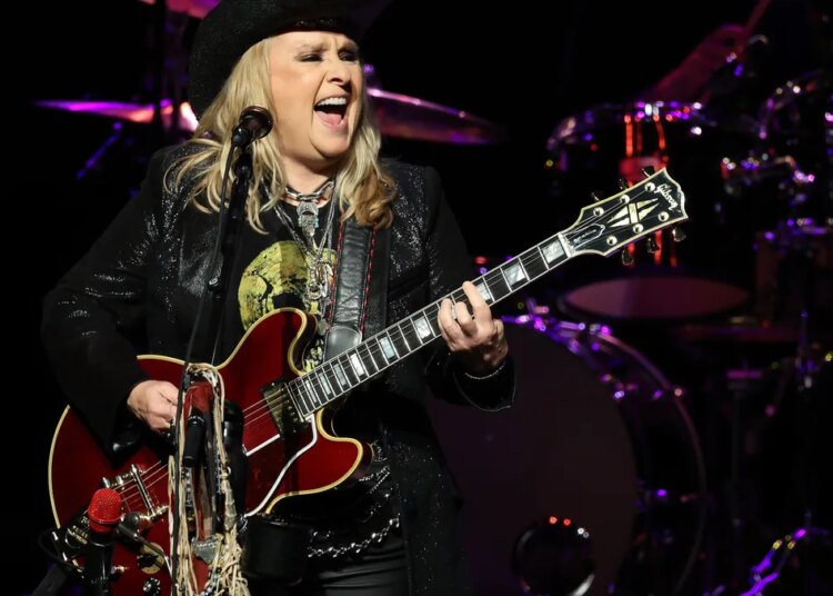 Melissa Etheridge performs April 15 at Chevalier Theatre in Medford