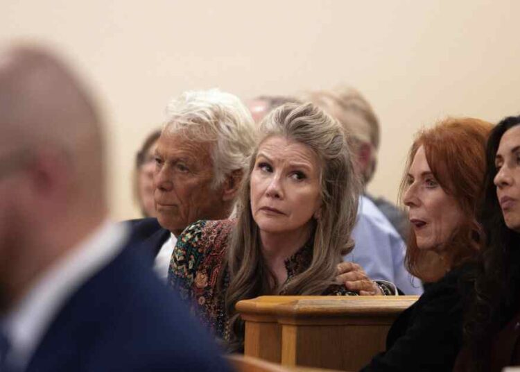 Melissa Gilbert defends 'canceled' husband Timothy Busfield