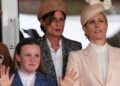 Mia Tindall steals the show alongside mum Zara Tindall at Aintree | Royal | News