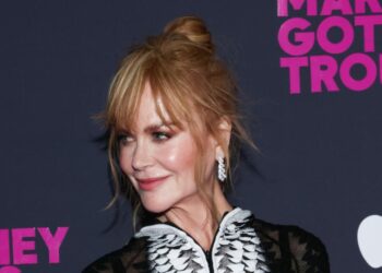 Nicole Kidman Revives the Y2K Pony and Bangs Combo