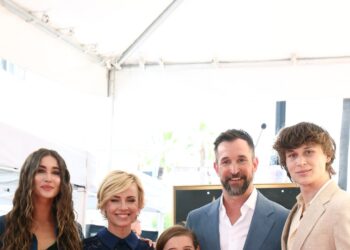 Noah Wyle and His Wife Sara: A Complete Relationship Timeline