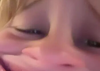 Orlando Bloom FaceTiming with his daughter Daisy.Credit: Orlando Bloom/Instagram