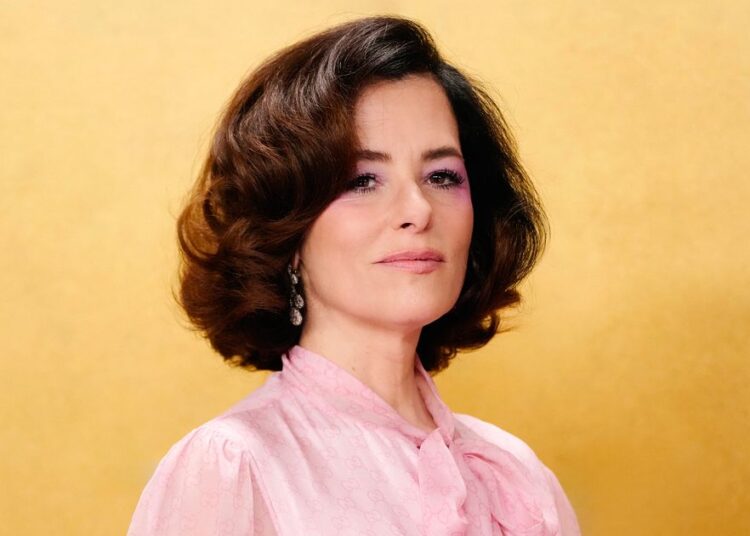 Parker Posey Hosting ‘The Mob,’ Hulu’s New Reality Show