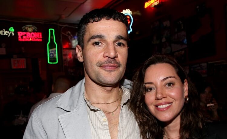 Pregnant Aubrey Plaza Supports Partner Christopher Abbott at His Broadway Opening Night in ‘Death of a Salesman’ | Aubrey Plaza, Christopher Abbott, Pregnant Celebrities | Celebrity News and Gossip | Entertainment, Photos and Videos