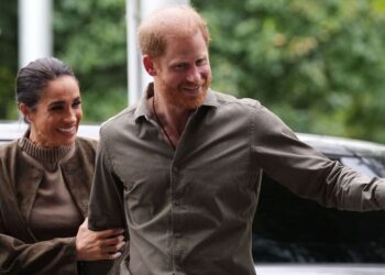 Prince Harry makes blunt 5-word remark as he and Meghan arrive in Oz | Royal | News