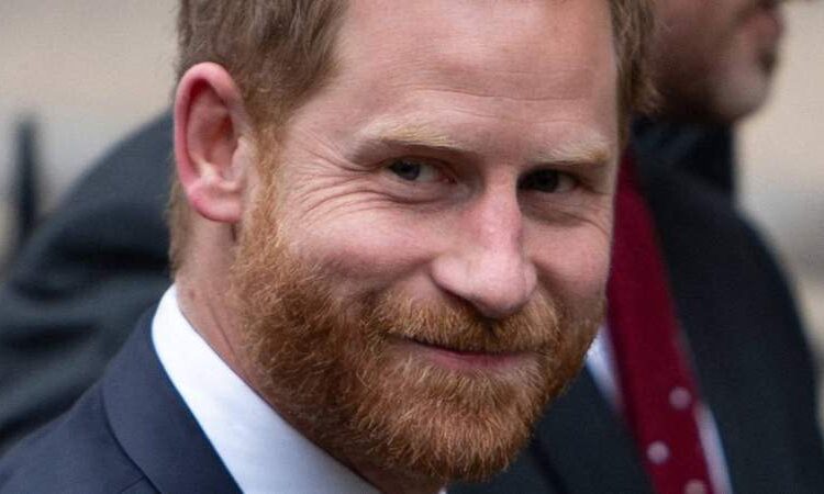 Prince Harry sparked alarm as a child when he slipped away from his royal protection officer who later found the young Duke of Sussex alone outside a London record shop. By: ZUMAPRESS.com / MEGA