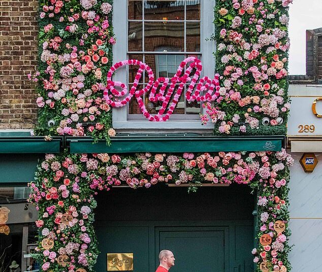 Around 20 squatters were believed to have broken into Raffles on Kings Road in Chelsea