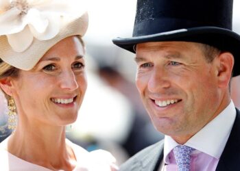 Real reason for Peter Phillips and Harriet's unusual wedding location | Royal | News