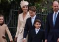 Royal Family arrive at church for Easter Sunday service - BBC
