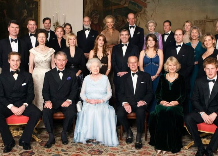 Royal family marks historic day with sweet throwback: 'We miss you'