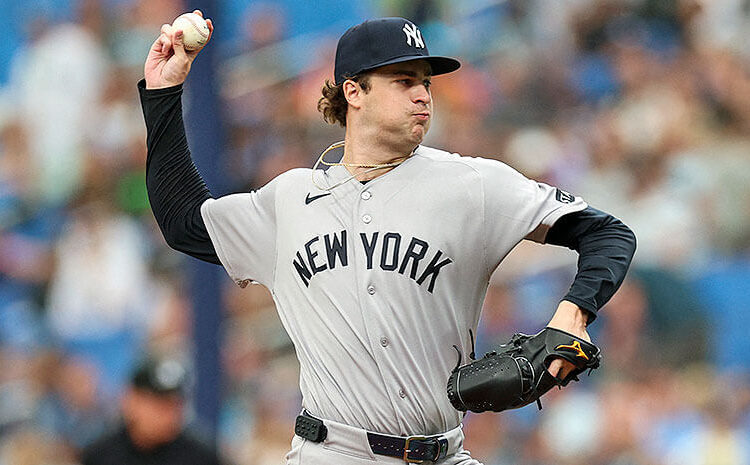 Royals vs Yankees Prediction, Picks & Odds for Tonight's MLB Game