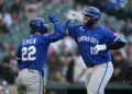 Salvador Perez back in Royals lineup after first day off of the season