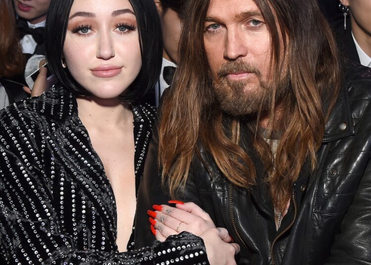 Stagecoach 2026: Noah Cyrus Brings Out Billy Ray Cyrus, Braison Cyrus