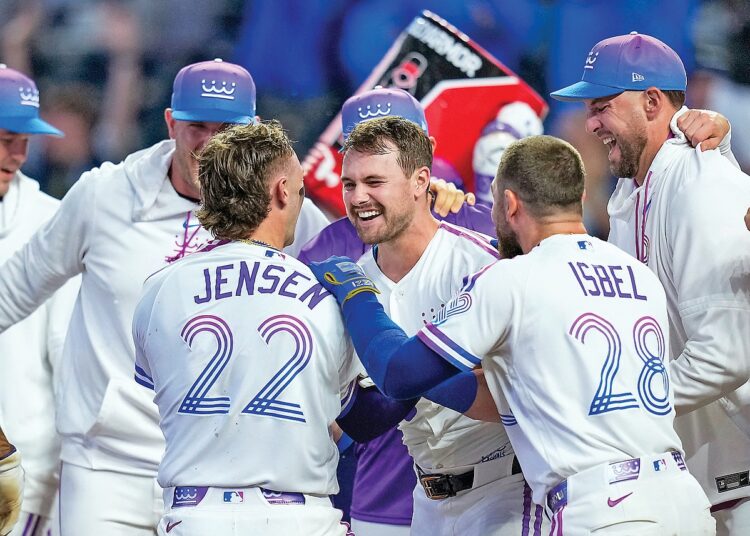 Thomas’ blast sends Royals past Angels in 10 innings