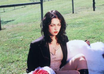 Violet Grohl shares menacing new single 'Cool Buzz' and announces debut headline tour dates