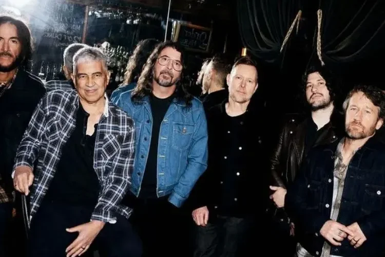 Watch: Foo Fighters Debuted Two New Songs Live On 'Saturday Night Live UK'