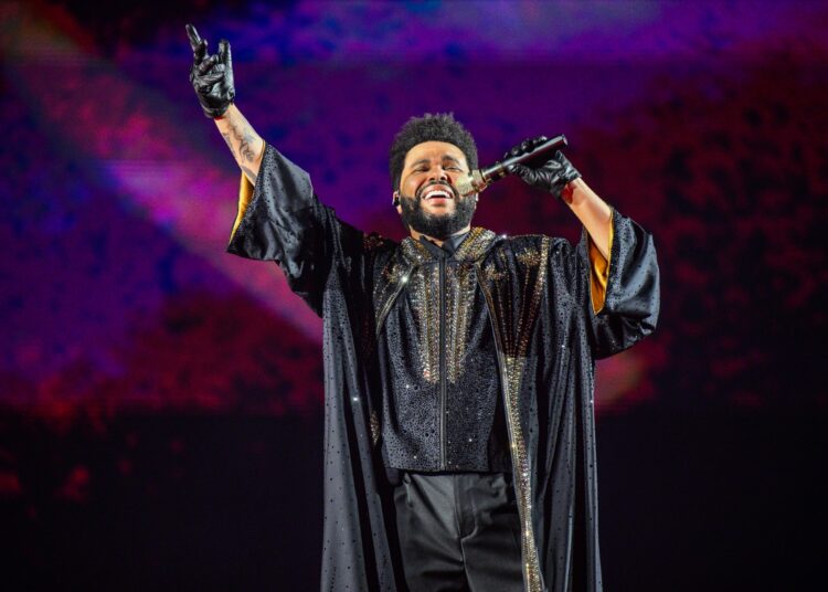 Watch The Weeknd debut new Anitta collab 'Rio' on tour in Brazil