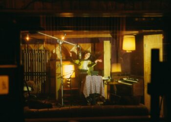 Weyes Blood New Album Preview: Interview in the Studio