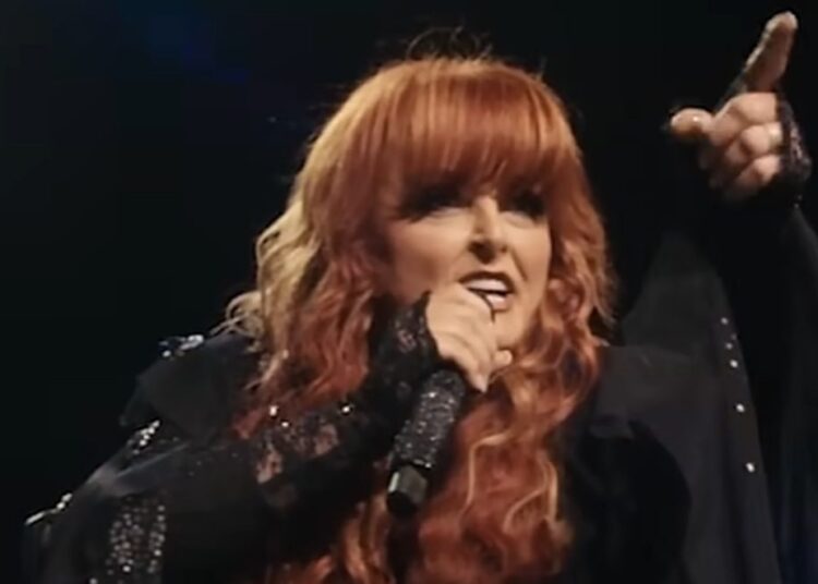 Wynonna Judd Debuts Brand New Song, “Kentucky Queen,” At Stagecoach