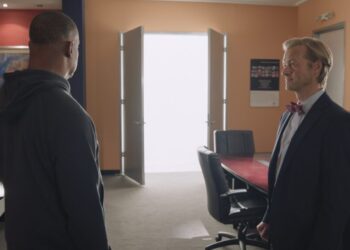 Rocky Carroll as Director Leon Vance and Adam Campbell as Dr. Donald “Ducky” Mallard — 'NCIS' Episode 500