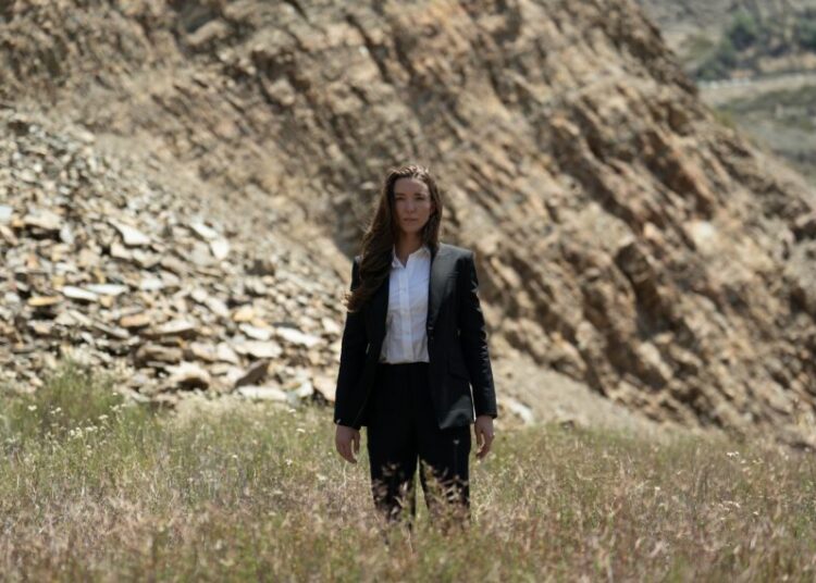 Nicole Brydon Bloom in 'Paradise' Season 2