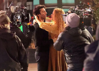 Justin Baldoni and Blake Lively are seen on the set of