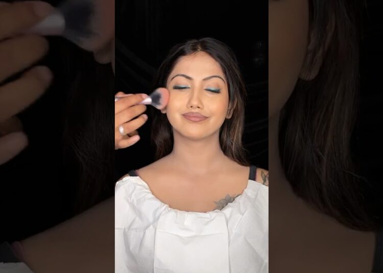 ✨Royalty isn’t a look, it’s an attitude✨💫 #makeup#ytshorts#makeupartist #trending#shorts
