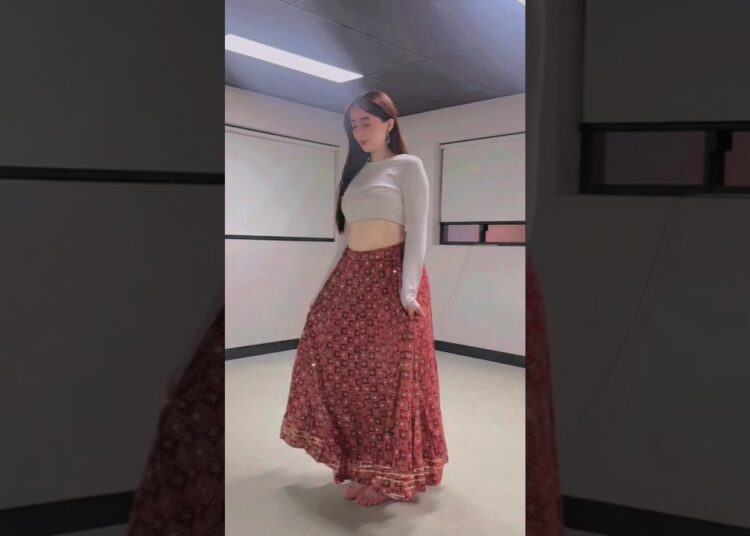 Sheesha ( Aakhya Mai Aakh Ghali Jo Bairan) Song Dance Choreography 🫣 outstanding 💤😎 #dance
